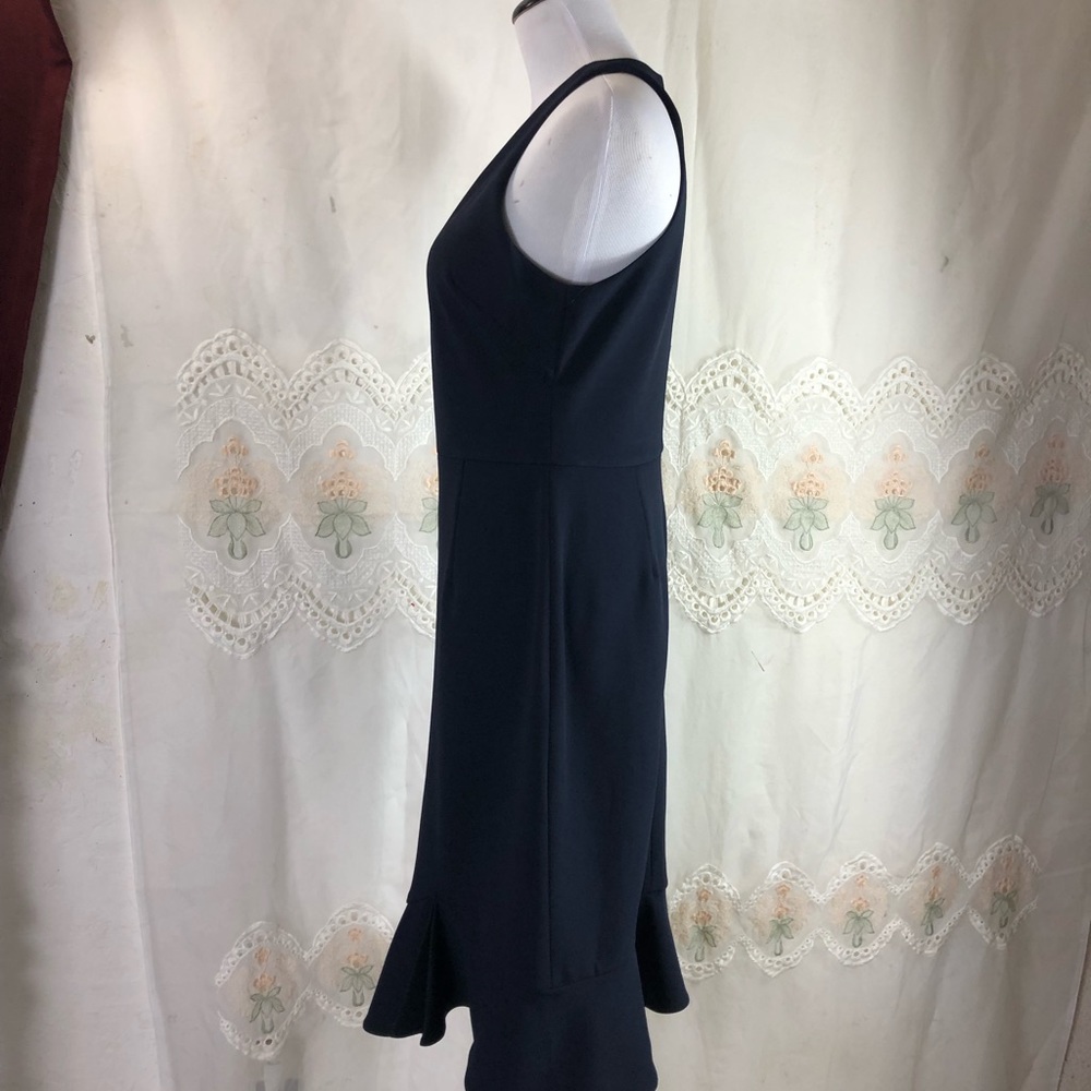 BETSEY JOHNSON DRESS SIZE 6. NWT. - Picture 3 of 5